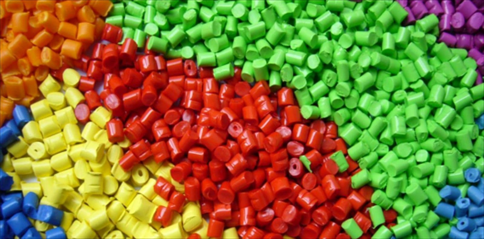 Colorful PVC foaming material pellets for DIP shoe production